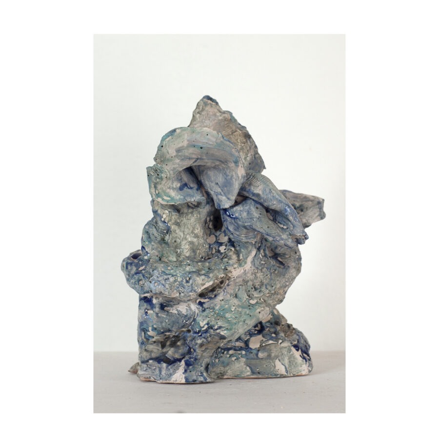1.1_Forma #10 , 2023, ceramica smaltata, 21x15x14 cm