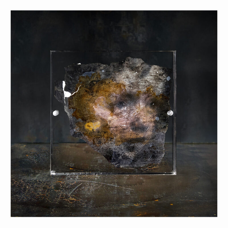 1.1_Gyula_ _ 2020, acrylics, bitumen in a plexyglass box, 15 x 15 cm