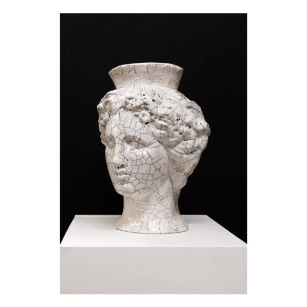1.1_VBC_Alessio Deli_2024_Demetra_36x30x28cm_Ceramica Raku_03