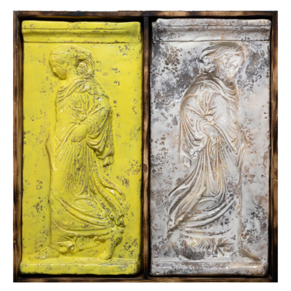 1.1_VBC_Alessio Deli_2025_Gradiva I_77x75cm_Resina smaltata e legno